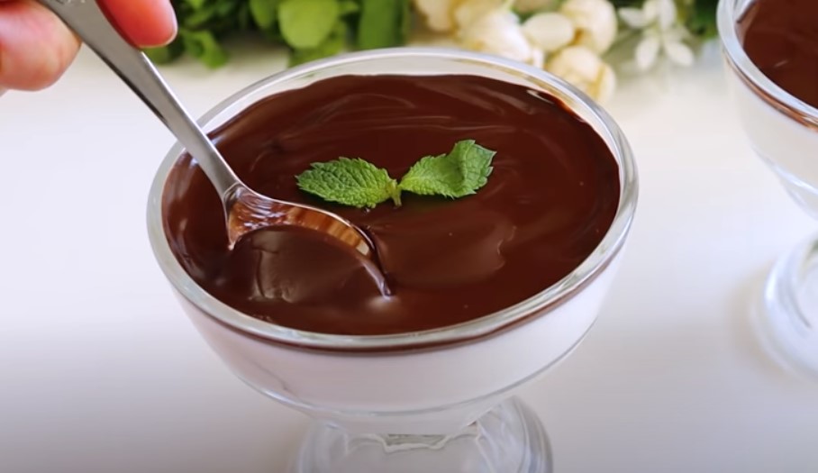 Рецепт: Горячий шоколад - Со сметаной