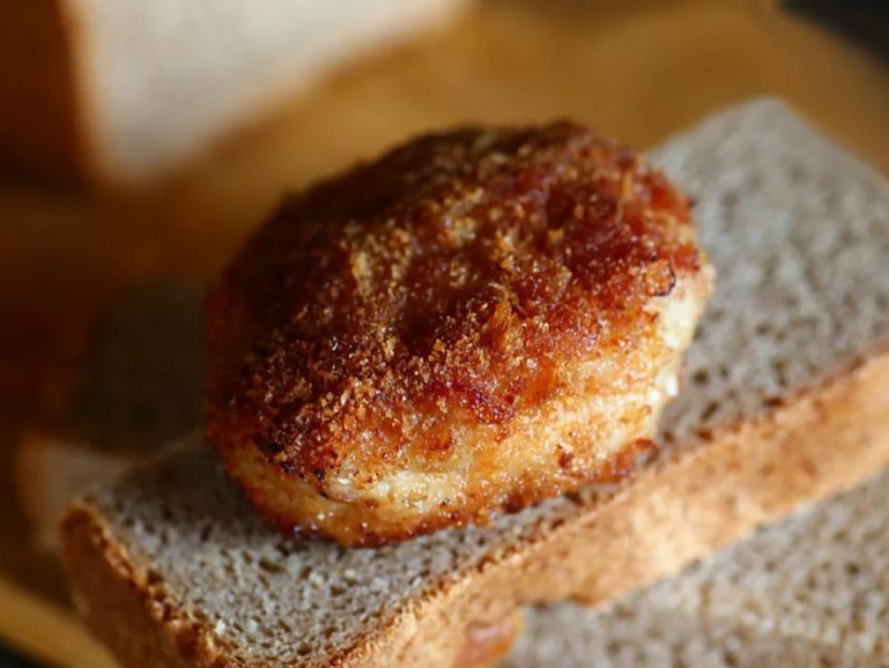 Повар из ресторана объяснил чем можно заменить хлеб в котлетах: лучшие способы