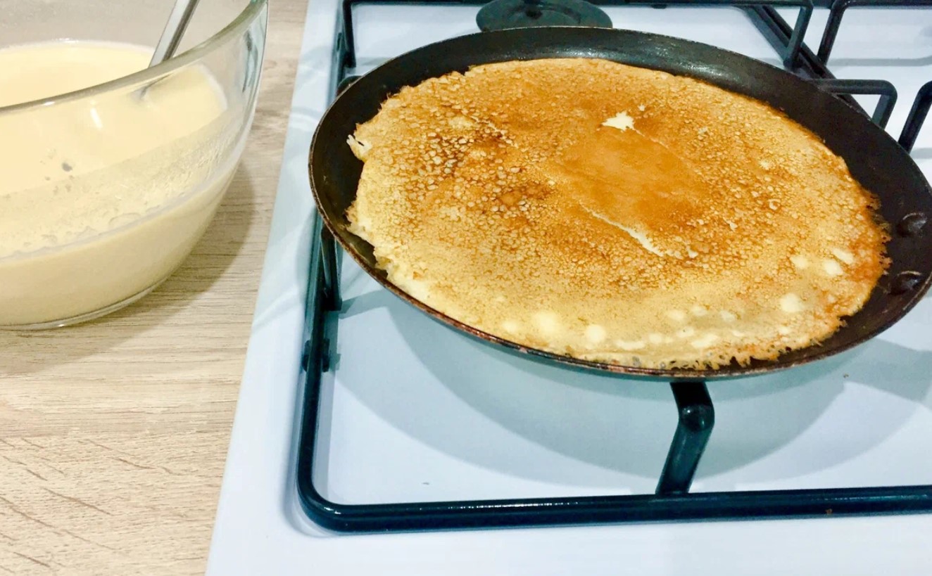 Испечь блины чтобы не рвались. Блины рвутся. Блины рвутся. Китайские тонкие блинчики. Почему рвутся блины при жарке.