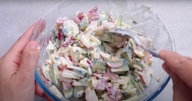 Рецепты салатов для ленивых – быстро и с минимальным набором ингредиентов