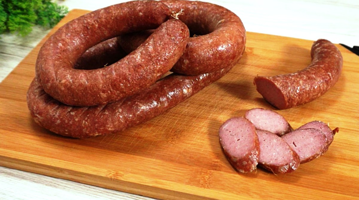 Домашняя колбаса из свинины - рецепт с пошаговыми фото | Меню недели