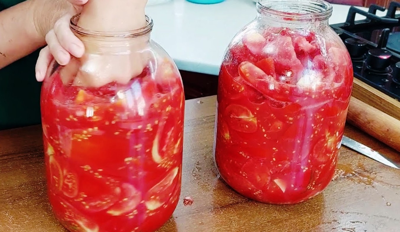 Сладкие маринованные помидоры на зиму - пошаговый рецепт с фото на Готовим дома