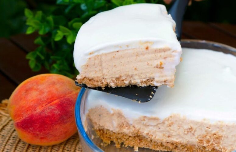 Персиковый торт без выпечки