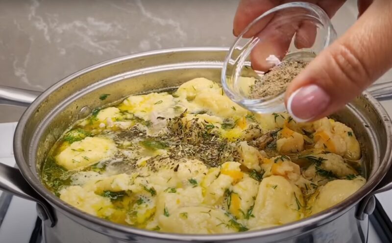 Рецепт куриного супа — невероятно вкусно. Муж просит готовить снова и снова