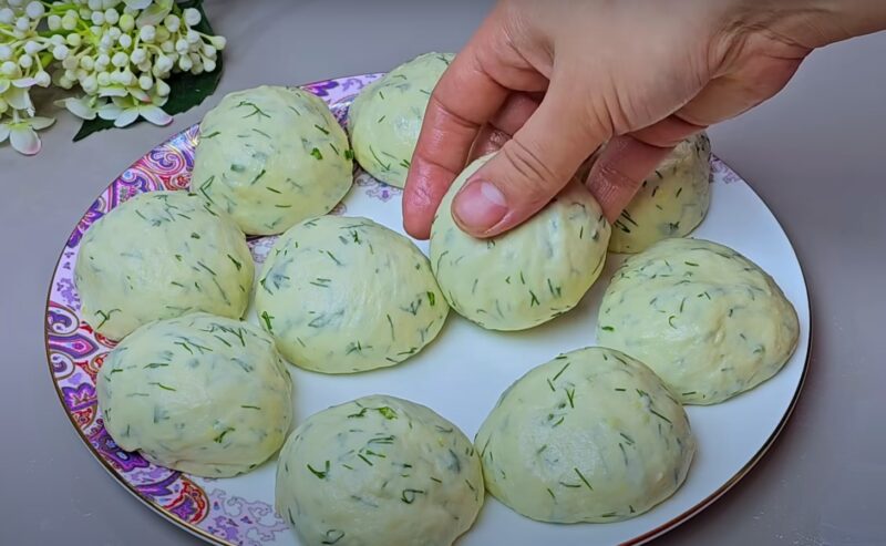 Возьмите кефир и картофель. Готовлю за 15 минут вкуснятину к чаю: даже свекровь похвалила за этот рецепт