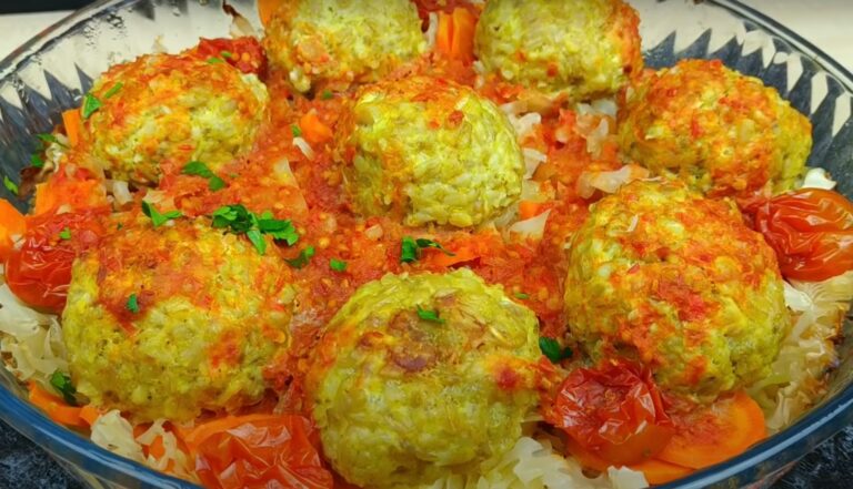 капуста с фаршем в духовке. запеканка с фаршем и капустой в духовке с сыром. капустная запеканка с фаршем в духовке. капустная запеканка с фаршем в духовке. ленивые голубцы с капустой в духовке запеканка.