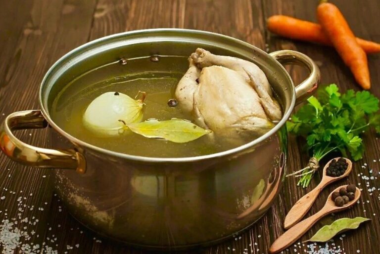 Лучший куриный бульон, как его приготовить. Полезный, ароматный и ...