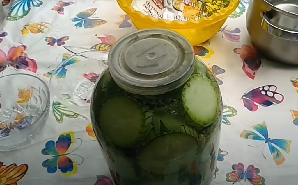 Квашеные кабачки на зиму холодным