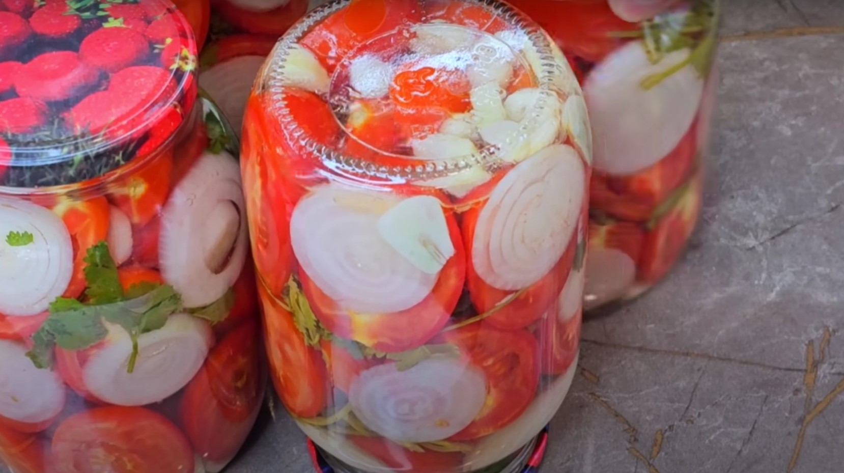 Как замариновать вкусно и сладко помидоры. Как замариновать вкусно и сладко помидоры