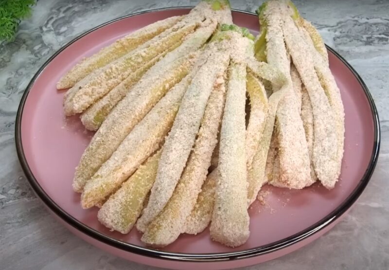 Жареные кабачки вкуснее мяса. Турецкая жена бизнесмена поделилась рецептом: всё готово за 60 минут.