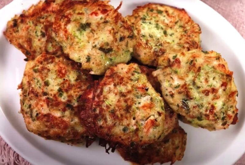 Буду готовить все лето. Невероятно вкусные кабачковые котлеты: простой рецепт