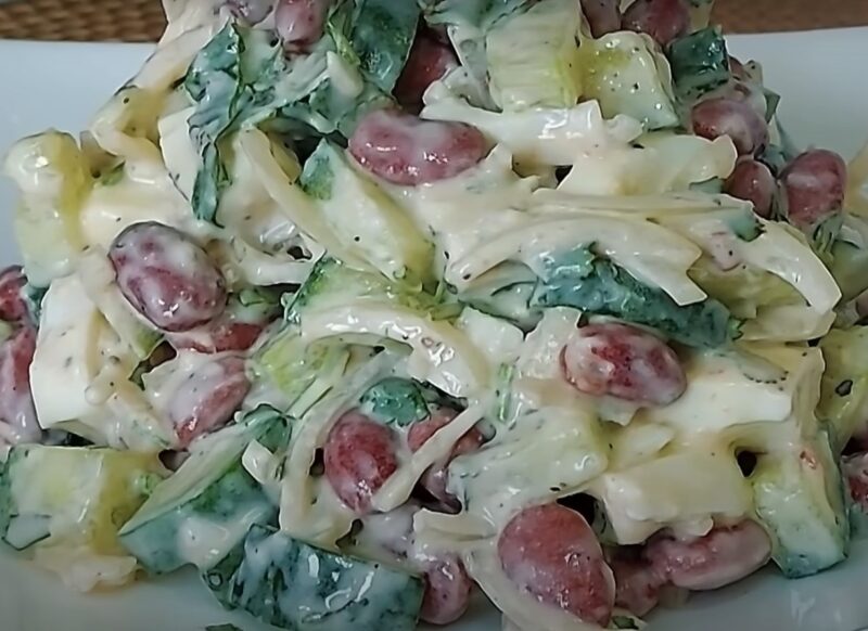 Потрясающий салат с фасолью за 3 минуты. Всего 4 основных продукта, а как вкусно