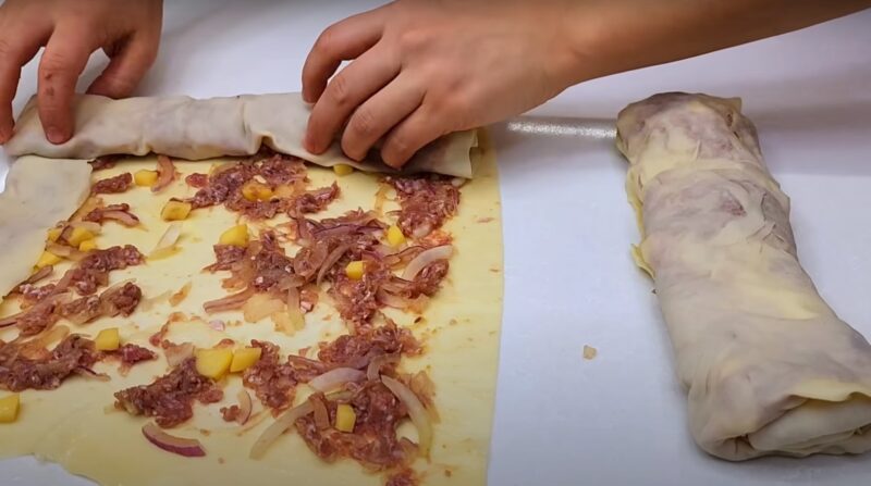 Вкусные рулеты с мясной начинкой. Снимаю шляпу перед тем, кто придумал этот рецепт: век живи век учись