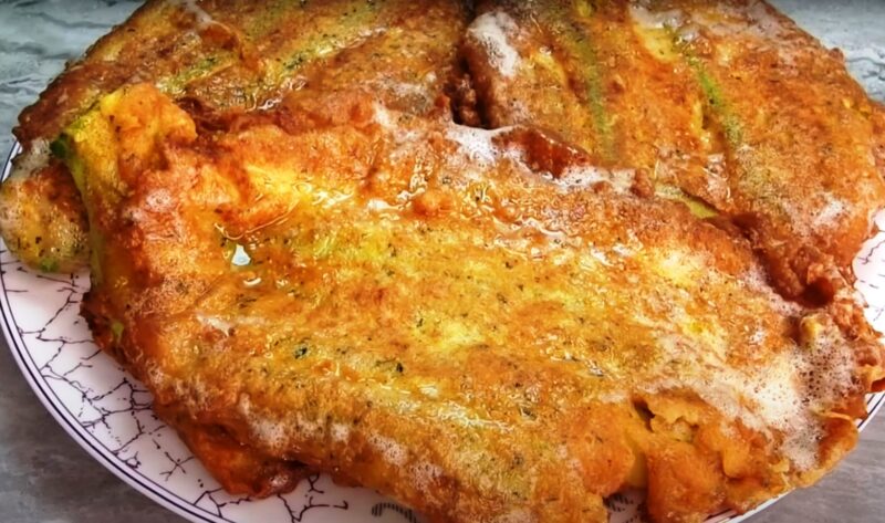 Жареные кабачки вкуснее мяса. Турецкая жена бизнесмена поделилась рецептом: всё готово за 60 минут.