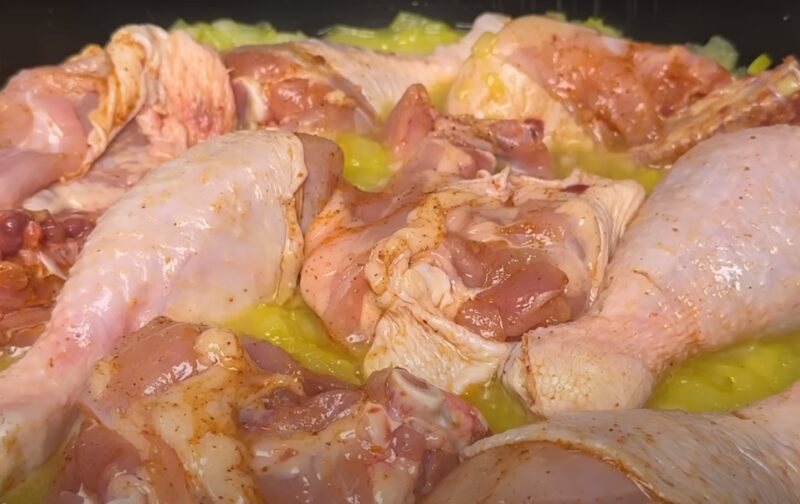 Муж просит готовить так через день. Курица "по-еврейски" - съедается полностью без остатка