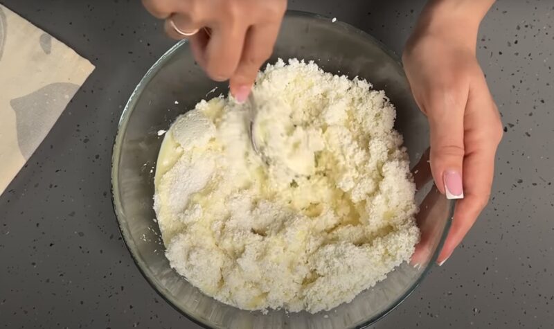 Нежные и вкусные: блины с начинкой «Рафаэлло». По этому рецепту всегда пеку двойную порцию
