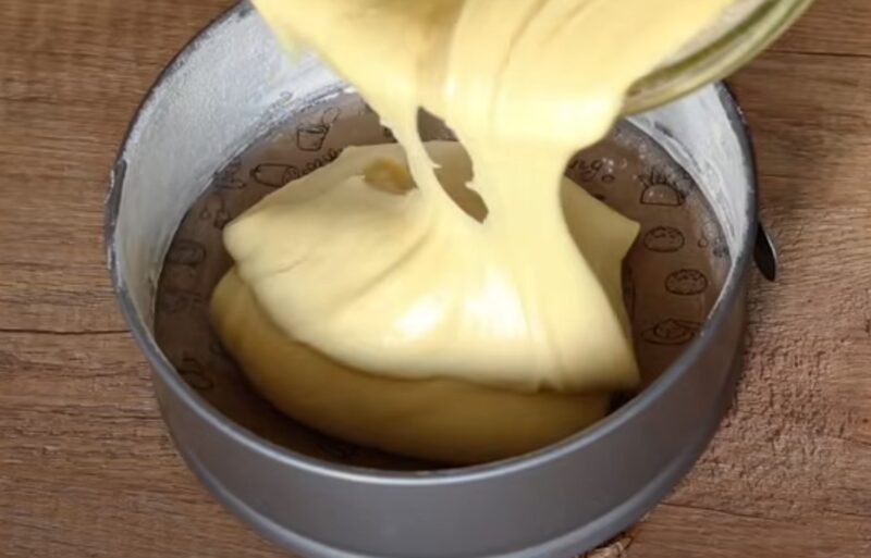 Вкус детства. Пирог на сметане с ягодами – нежность в каждом кусочке