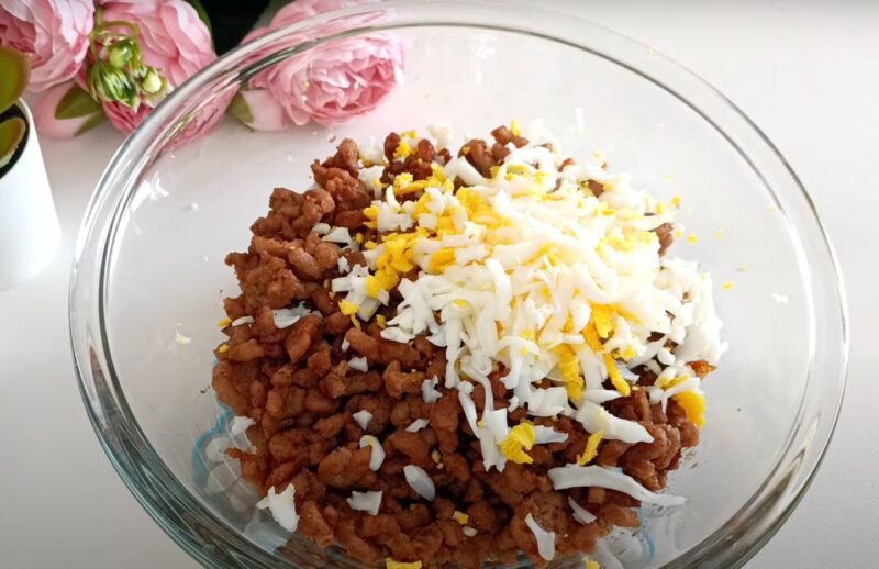 Сочные пирожки «Пятиминутки». Вкусный и быстрый завтрак для всей семьи: рецепт без духовки