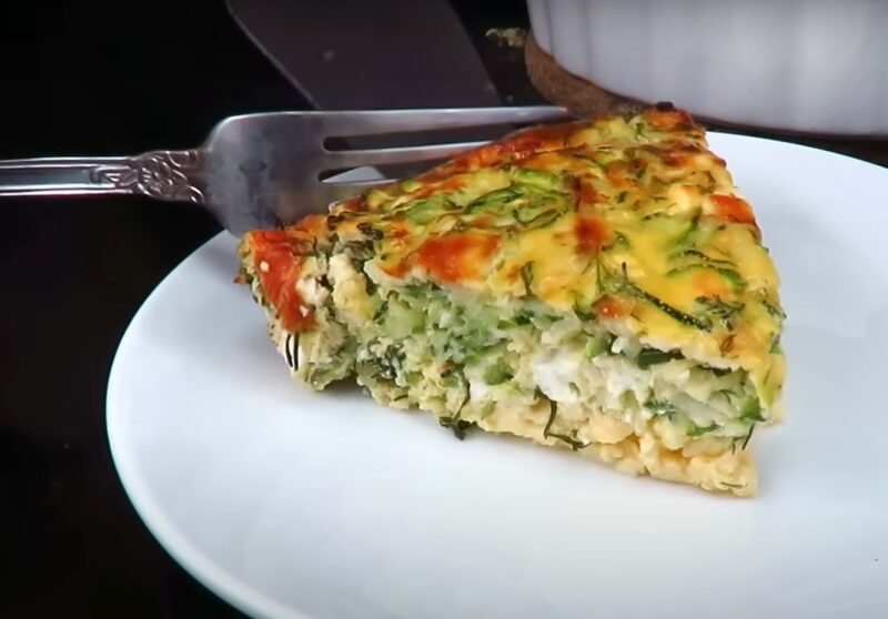 Никакого жира, но максимум вкуса! Удивительная фриттата с творогом и кабачками: можно есть на завтрак, обед и ужин
