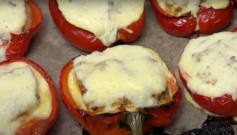 Фаршированные перцы, которые затмят даже пиццу! Проверенный рецепт на все времена