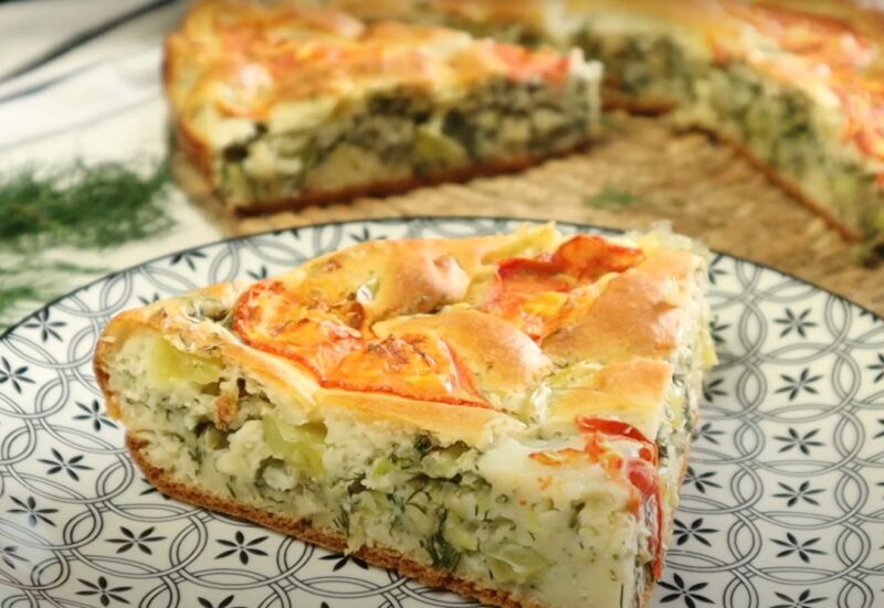 Кабачковый пирог на кефире. Нежный, полезный и настолько вкусный, что пицца покажется пресной