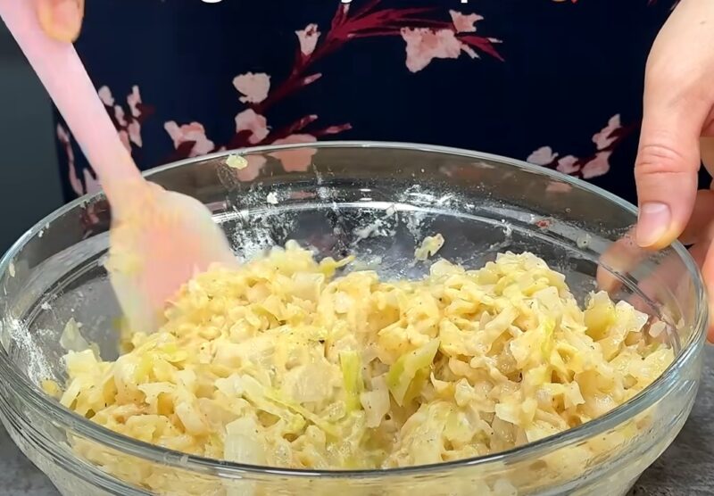 Капуста и 3 яйца: невероятно вкусное и сытное блюдо. Семейный рецепт, перед которым никто не устоит!