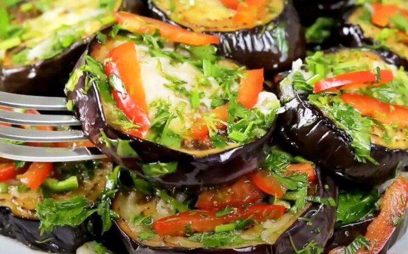 Маринованные баклажаны со сладким перцем. Закуска, которая станет хитом на любом праздничном столе!