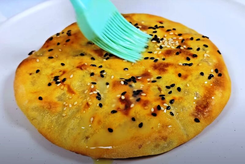 Вы больше не вернётесь к пирожкам! Пышки с мясом — воздушные и сочные: рецепт без грамма масла