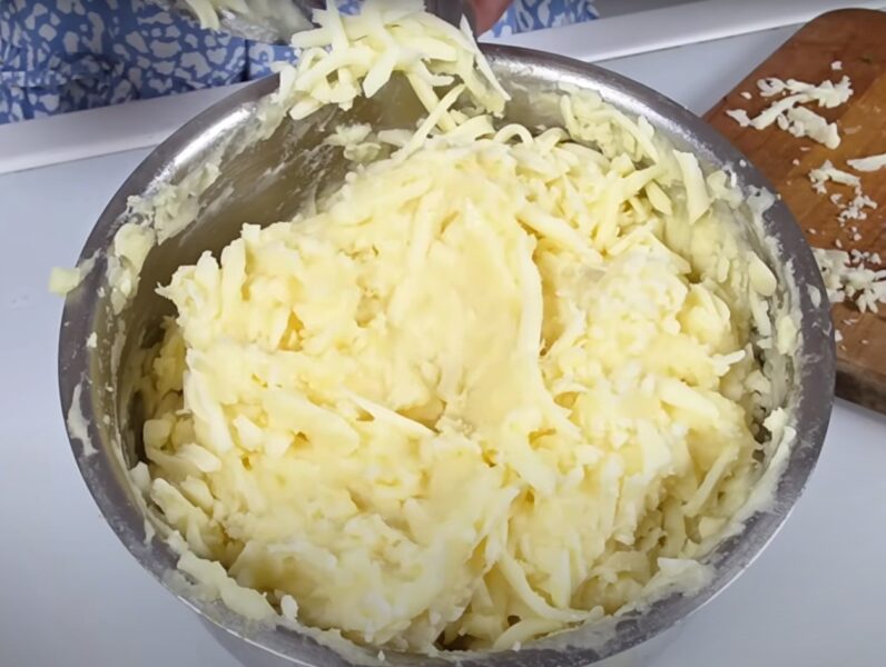 Секрет нежных осетинских пирогов с сыром и картофелем. Простой рецепт проверенный временем