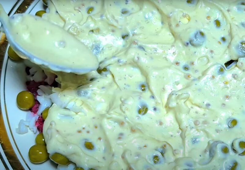 Свекла по-новому! «Красный восторг» — салат с неожиданным вкусом и эффектом «вау» на праздничном столе