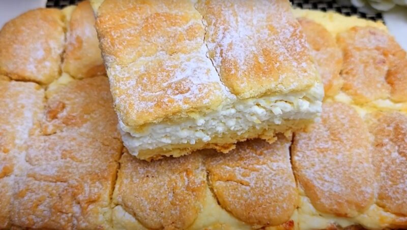 Выглядит скромно, но внутри — нежность: самый вкусный творожный пирог из Италии! Рецепт из маленькой пекарни