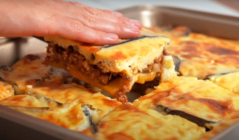Забудьте о лазанье! Этот греческий шедевр с сочным мясным фаршем и нежными баклажанами покорит вашу семью