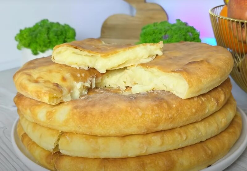 Секрет нежных осетинских пирогов с сыром и картофелем. Простой рецепт проверенный временем