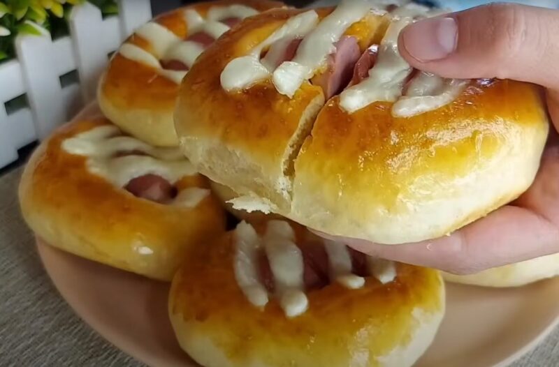 Домашняя мини-пицца "По-царски". Готовлю 2 раза в день и просят еще: гости уходят в восторге!