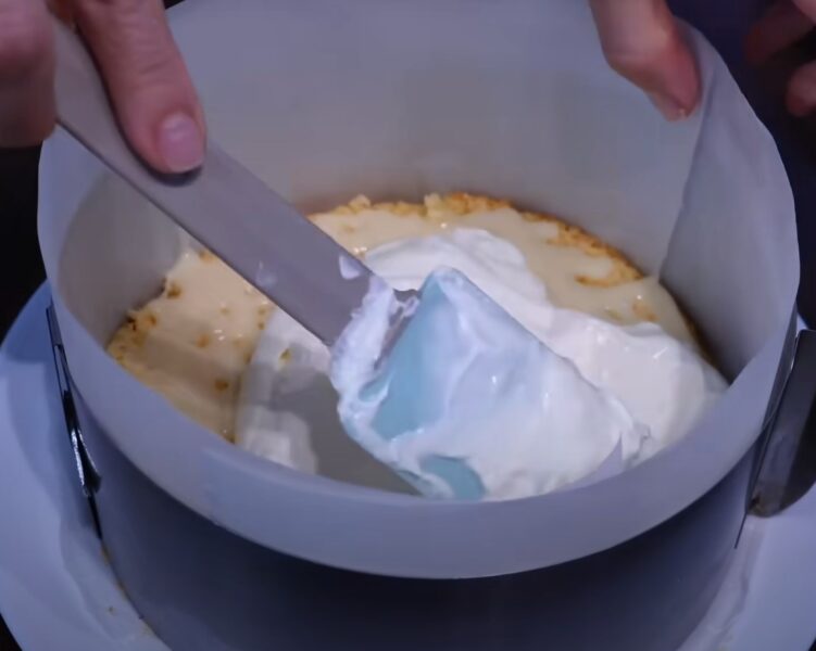 Простой и вкусный торт "Лимончелло". Обычный бисквит превращается в десерт мечты!