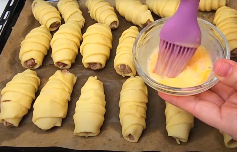 Рогалики вместо пирожков: мясная начинка, хрустящая корочка и аромат, от которого невозможно оторваться