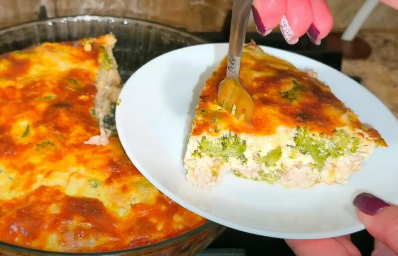 Беру курицу и творог. Нежная запеканка по семейному рецепту: вкусно и полезно!