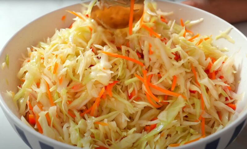 Маринованная капуста с идеальными пропорциями. Сочный и хрустящий салат на каждый день!