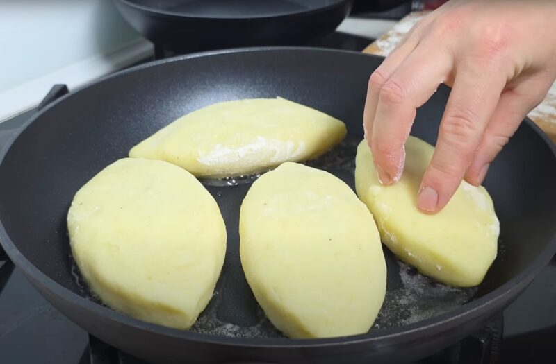 Картофельные зразы с мясом — настолько нежные, что тают во рту. Проверенный рецепт из детства