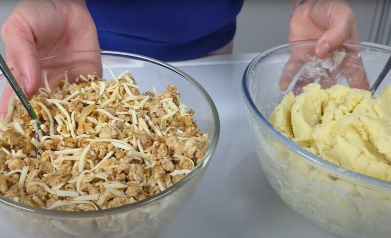 Картофельные зразы с мясом — настолько нежные, что тают во рту. Проверенный рецепт из детства