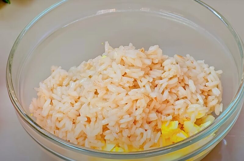Мягкие, как облако и вкусные, как праздник: бюджетные пирожки, которые подойдут к чаю, борщу и даже сметане!