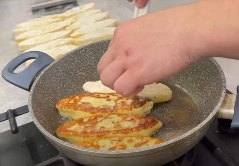 Картофельные зразы с грибами по бабушкиному рецепту — вкус детства, который вернёт всех за стол!
