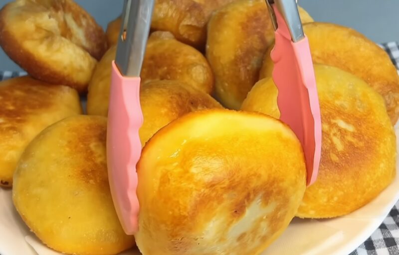 Золотистые ароматные беляши с сочной начинкой: много лет готовлю только так! Просто и очень вкусно