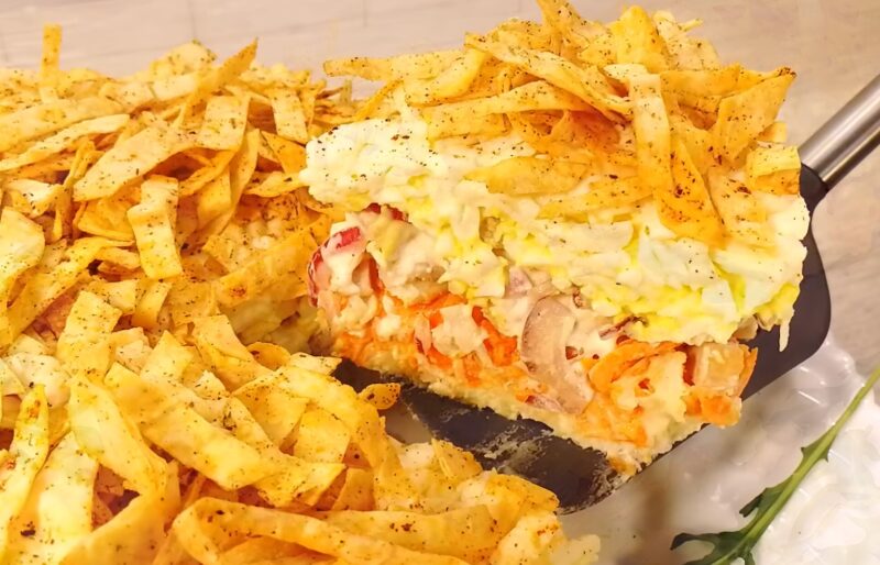 «Хрустящая Корона» - вкуснейший салат на Новогодний праздничный стол! Впечатлит даже искушенных гурманов