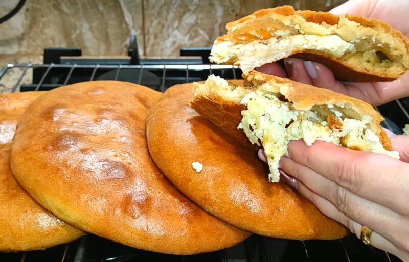 Мягкие хачапури на кефире в духовке. Шикарное тесто: самый вкусный и быстрый рецепт!