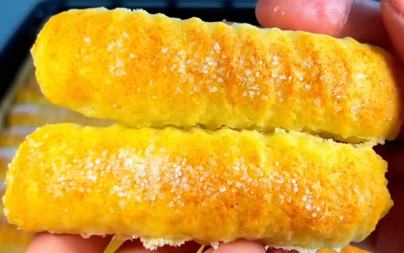 Гора нежности к вашему чаю: рецепт творожных трубочек, которые тают во рту и готовятся на скорую руку!