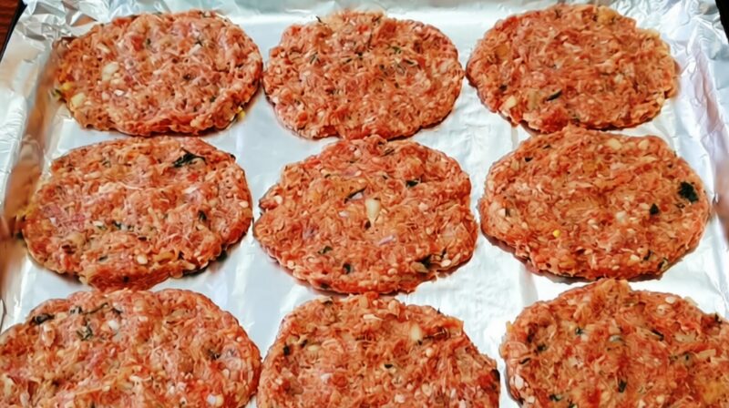 Не просто котлеты с гарниром: гениальный рецепт вкусного ужина, которое покорит вашу семью!