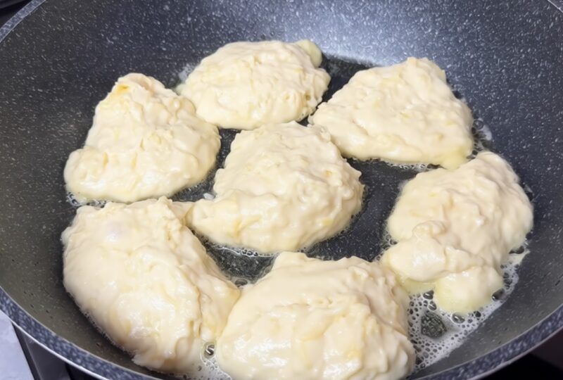 Ленивые "Хачапурики" за 15 минут. Завтрак - быстро и вкусно: рецепт для тех, кто ценит своё время