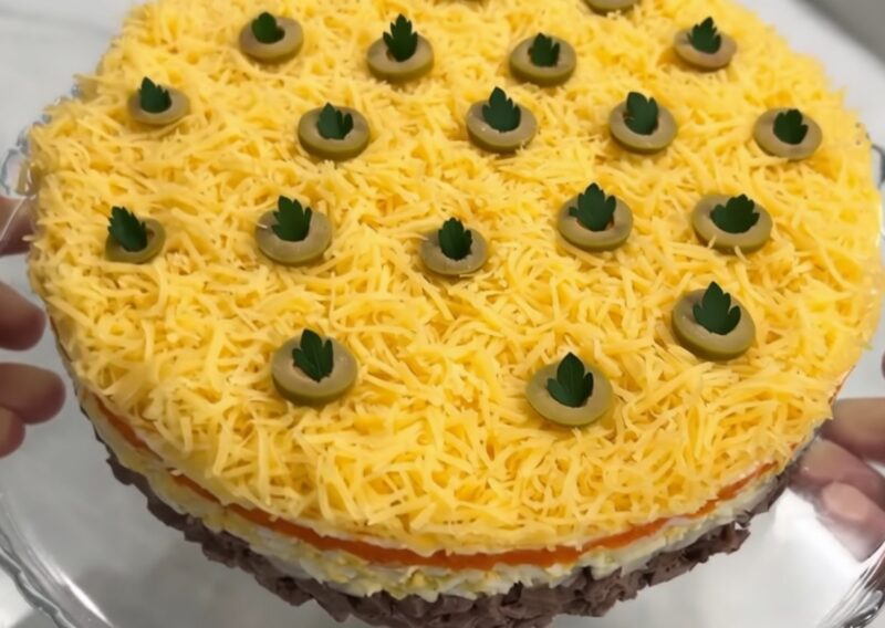 Новогодний салат "Милорд" - вкуснейшее сочетание ингредиентов!