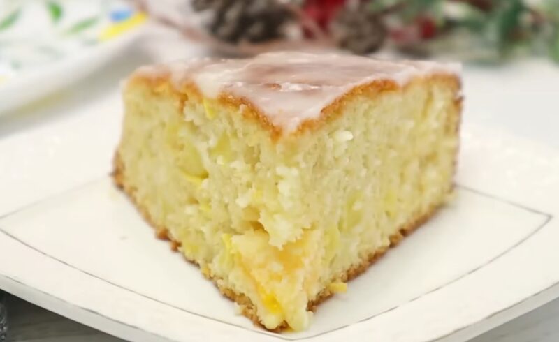 Самая нежная "Шарлотка" со сказочным вкусом. Готовлю уже 3 дня и не надоедает!